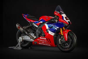 15_CBR1000RR-R_FR34_TT23