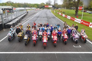 Honda Fireblade - British Superbike paddock, riders + team owners 1