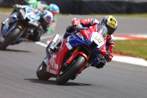 Honda Racing tastes double success at Snetterton