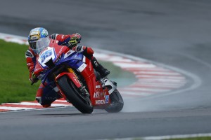 Honda in the thick of the action at stormy Oulton Park
