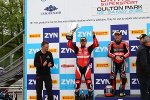 Bank Holiday race results for Honda Racing UK from Oulton Park