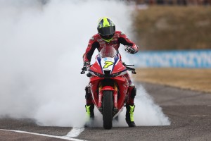 Honda Racing UK continues to enjoy partnership with Hummingbird Logistics