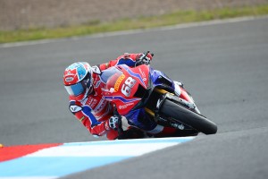 Tom Neave leads the Honda charge at Knockhill